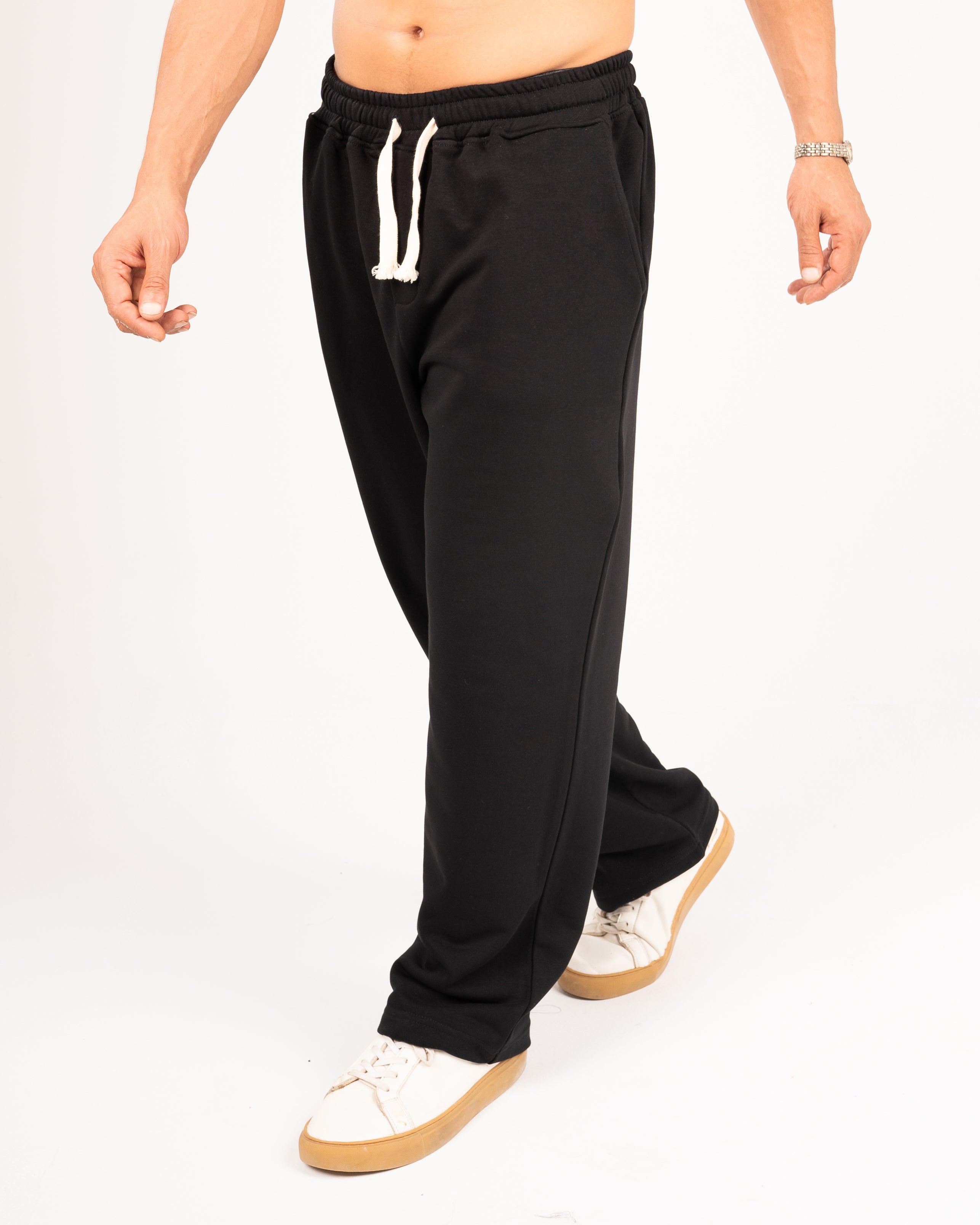 SWEATPANTS