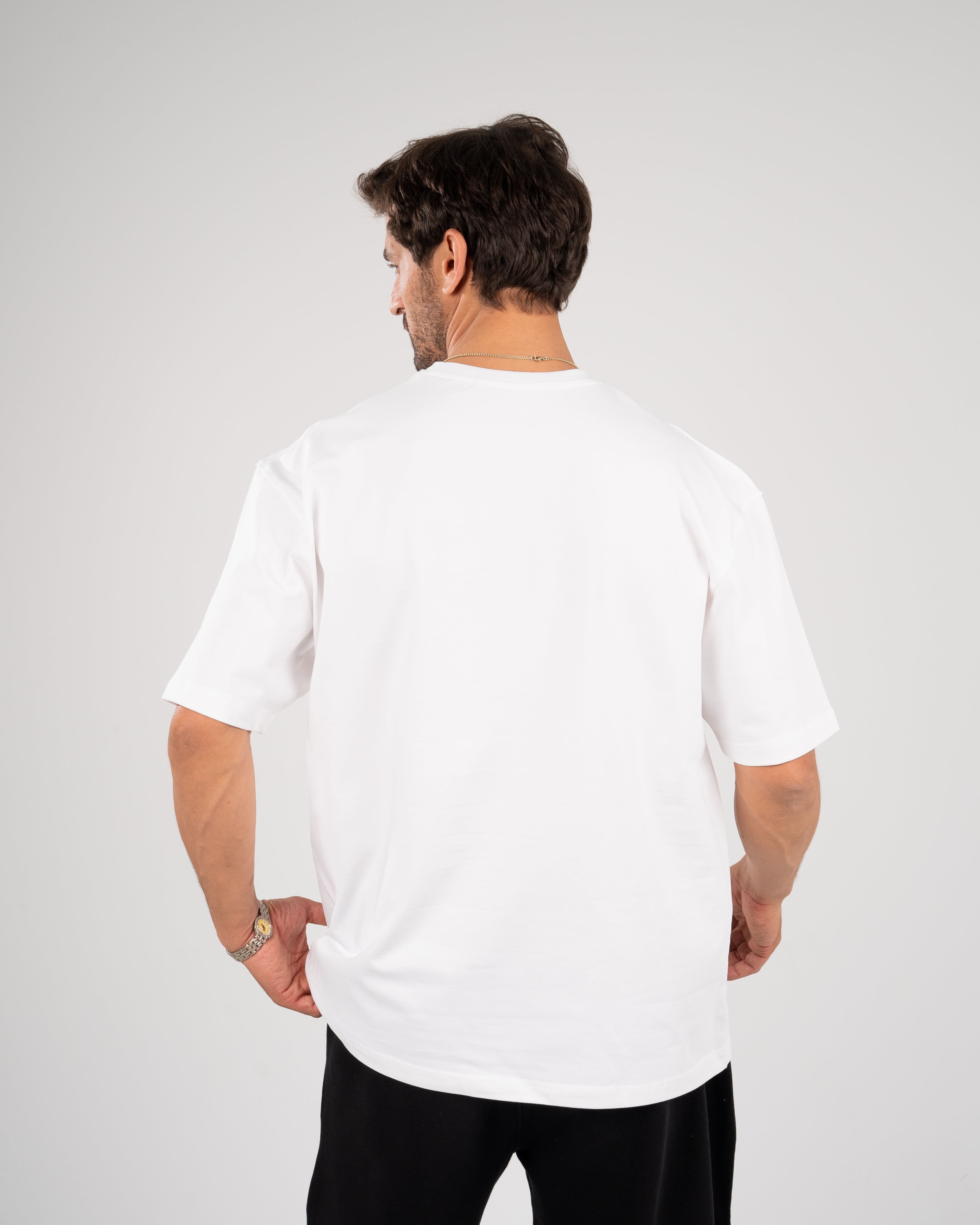 White basic oversize T-shirt
