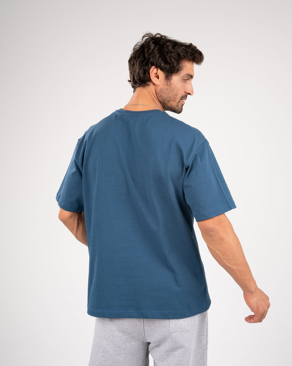 Oversized navy blue T-shirt