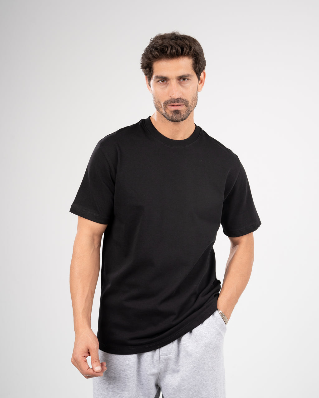 Classic Fit Black T-shirt