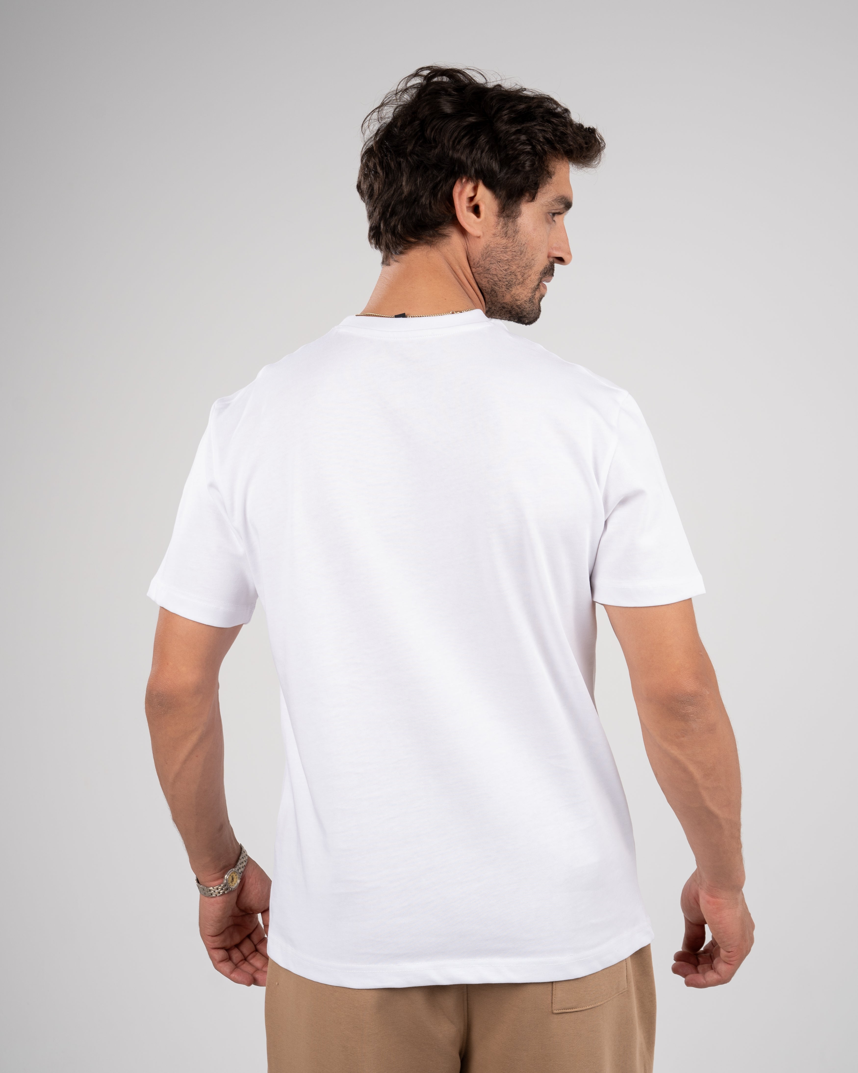 Classic Fit White T-shirt