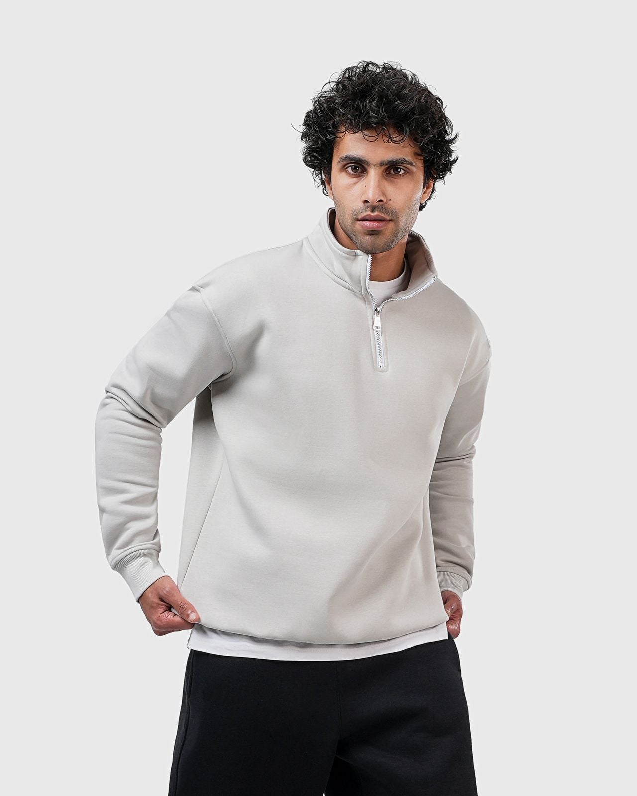 Basic Quarter Zipped