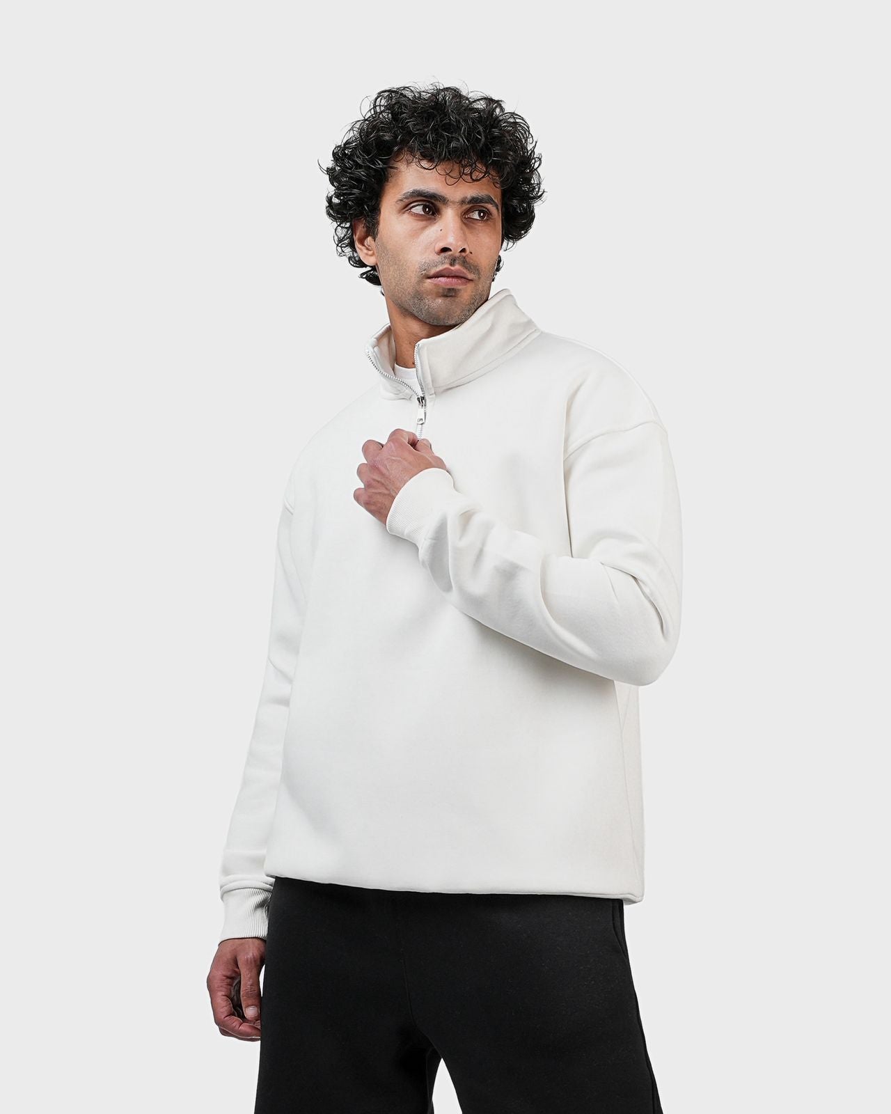 Basic Quarter Zipped